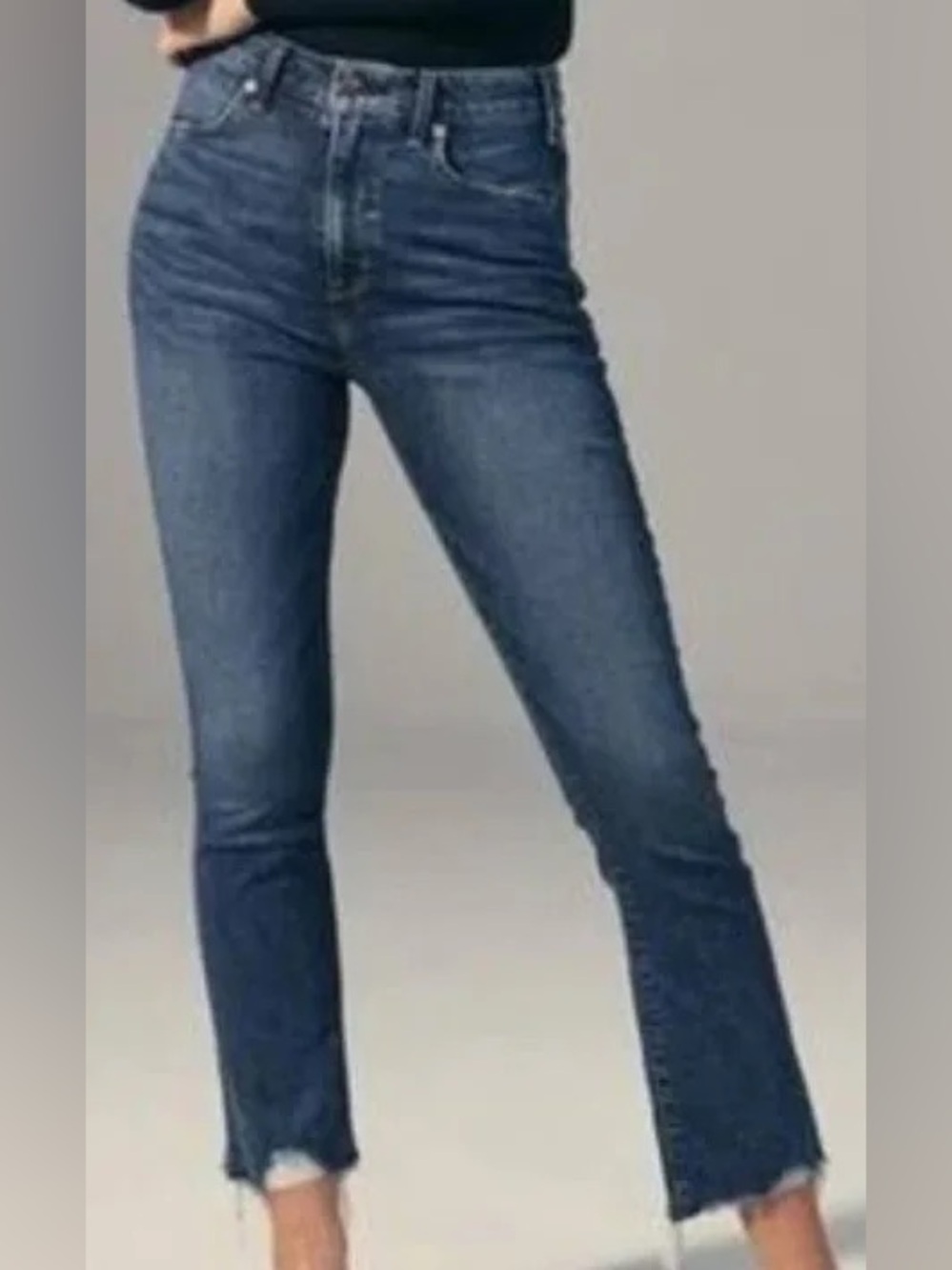 Abercrombie High Rise Ankle Cropped Flare Simone Jeans size 28 Long